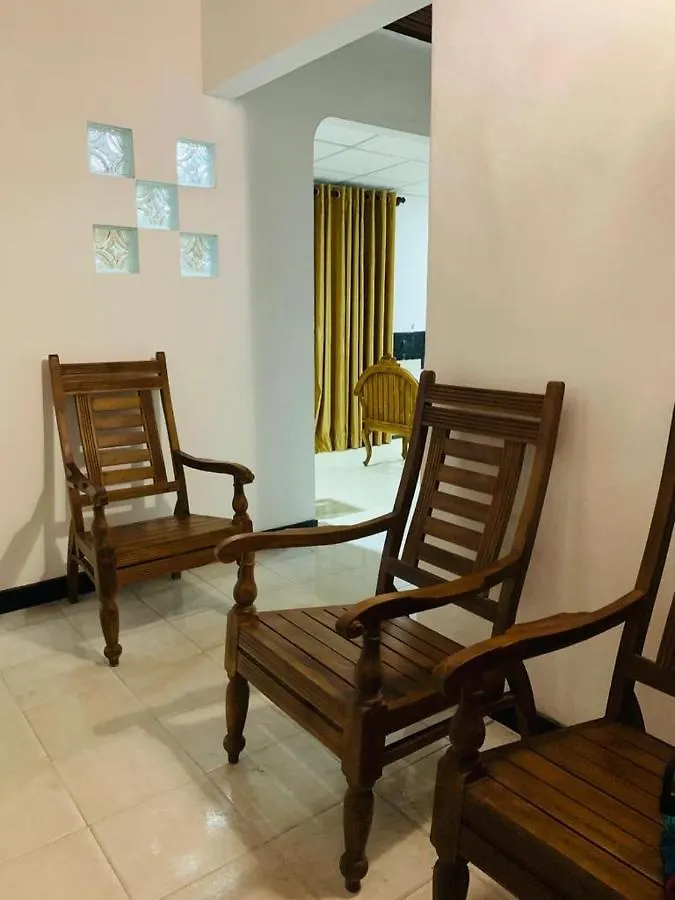 32 Chapal Lane Villa Nugegoda