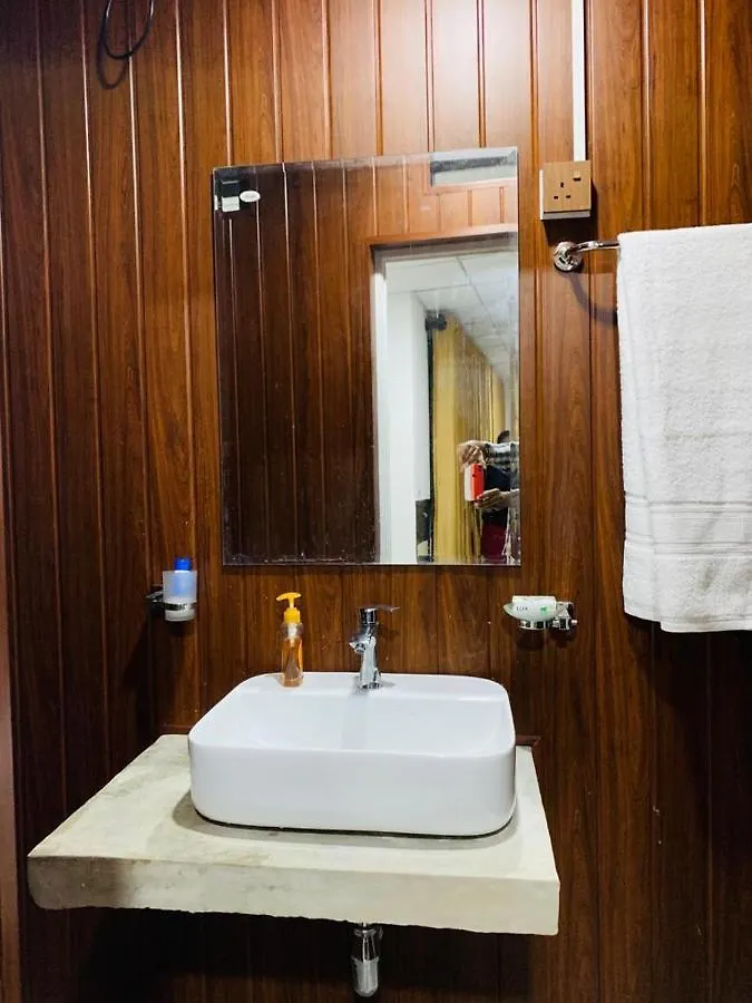 32 Chapal Lane Villa Nugegoda