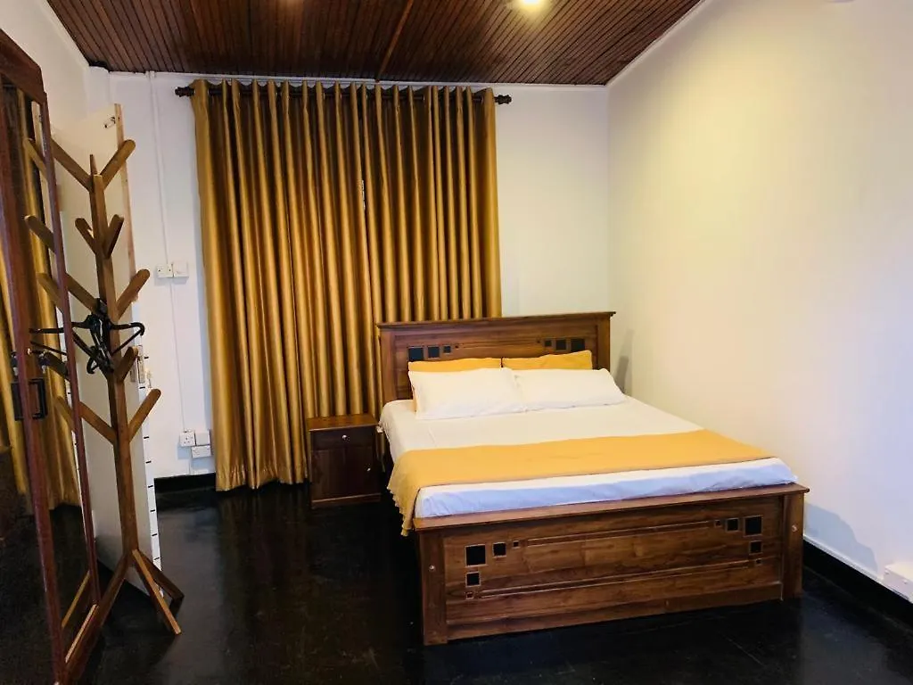 Holiday home 32 Chapal Lane Villa Nugegoda Sri Lanka